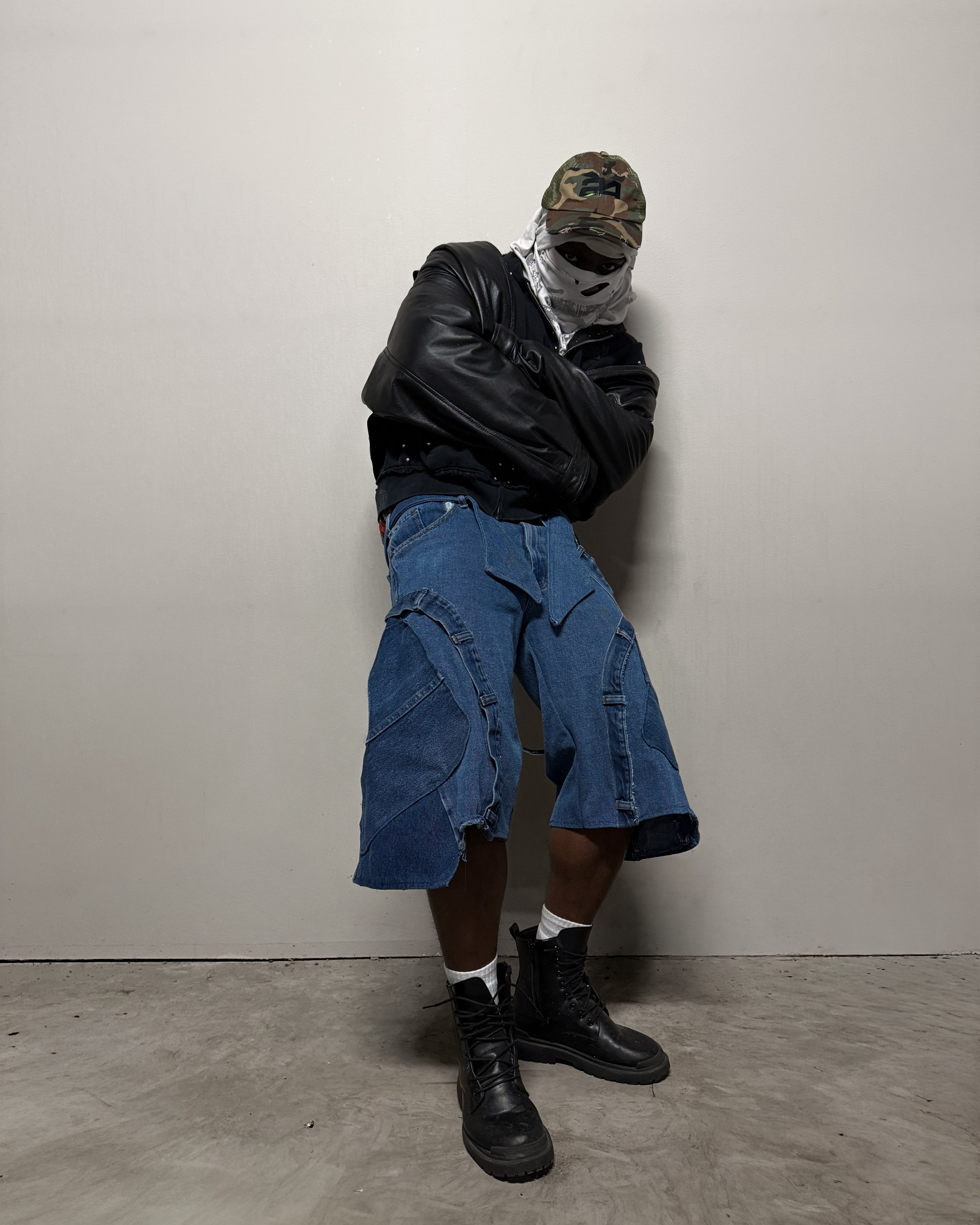 Valeur Wings Shorts
